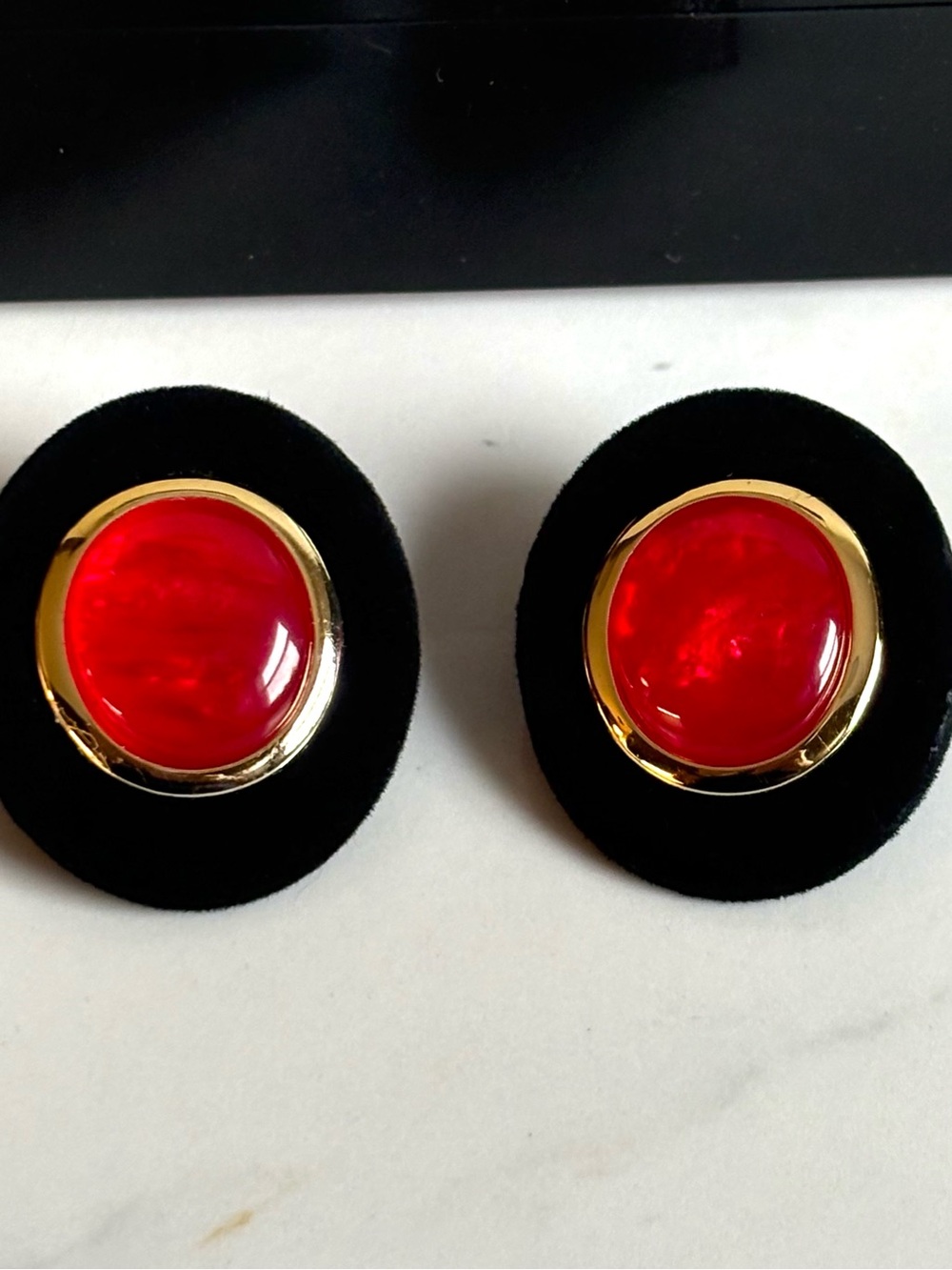 Vintage Avon Red Cabochon Stud Earrings 1.5” Black Velvet Gold Tone Trim NIB
